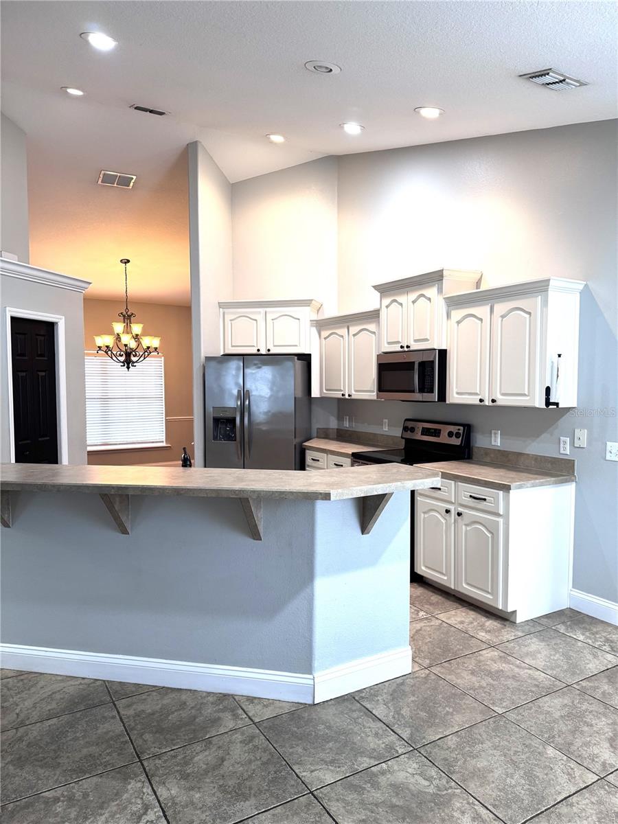 Image 16 of 39 For 2616 Hickory View Loop