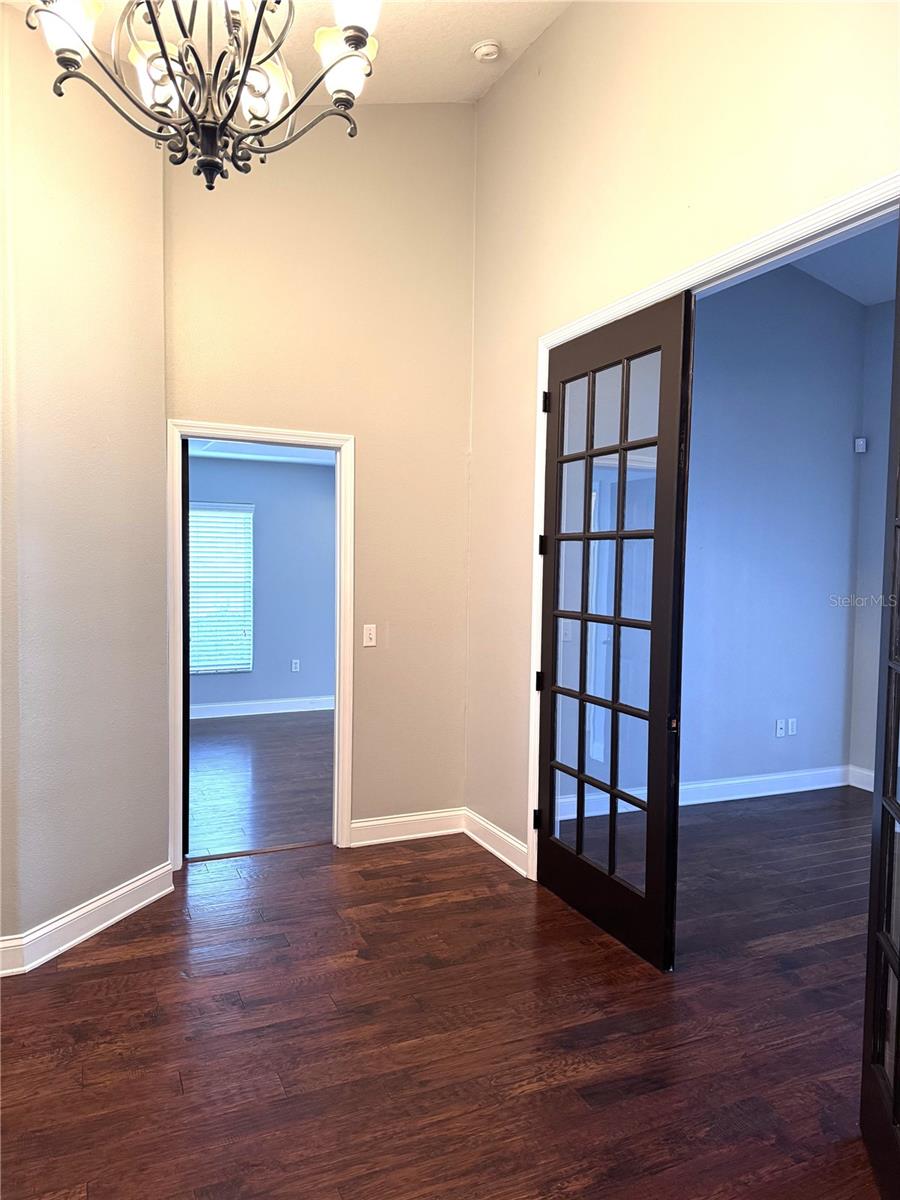 Image 18 of 39 For 2616 Hickory View Loop