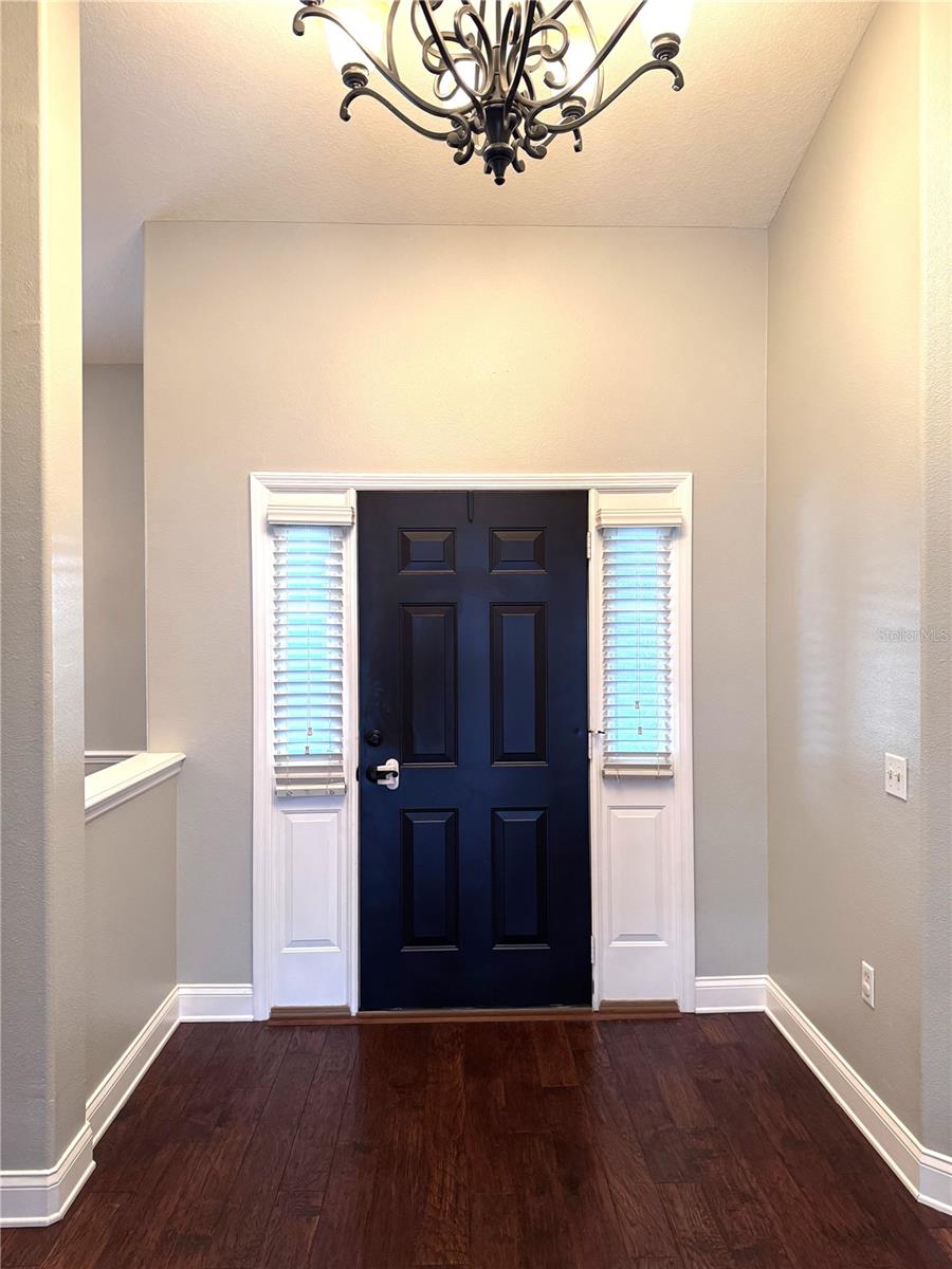 Image 2 of 39 For 2616 Hickory View Loop