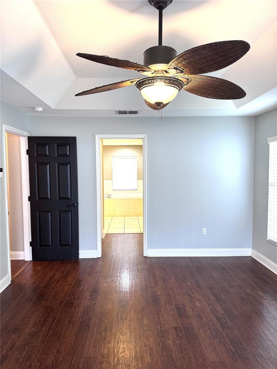 Image 21 of 39 For 2616 Hickory View Loop