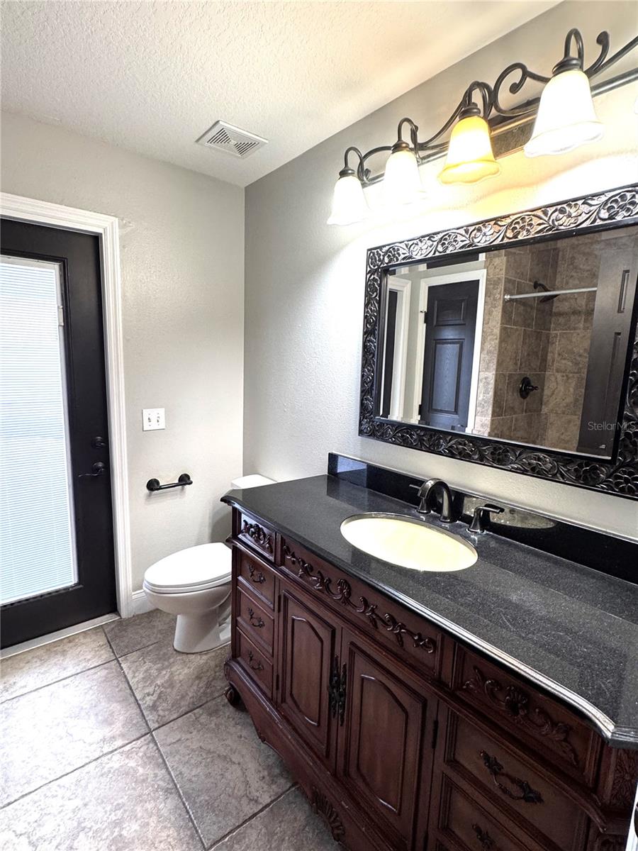 Image 30 of 39 For 2616 Hickory View Loop