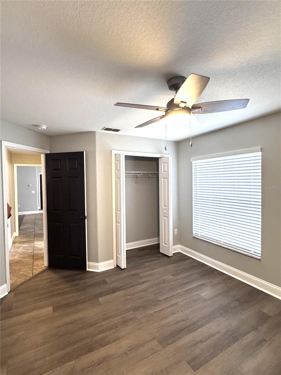 Image 32 of 39 For 2616 Hickory View Loop