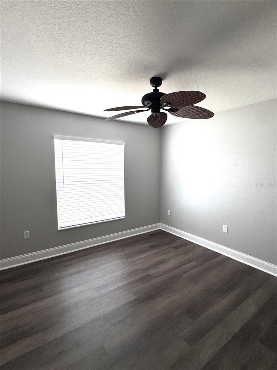 Image 35 of 39 For 2616 Hickory View Loop