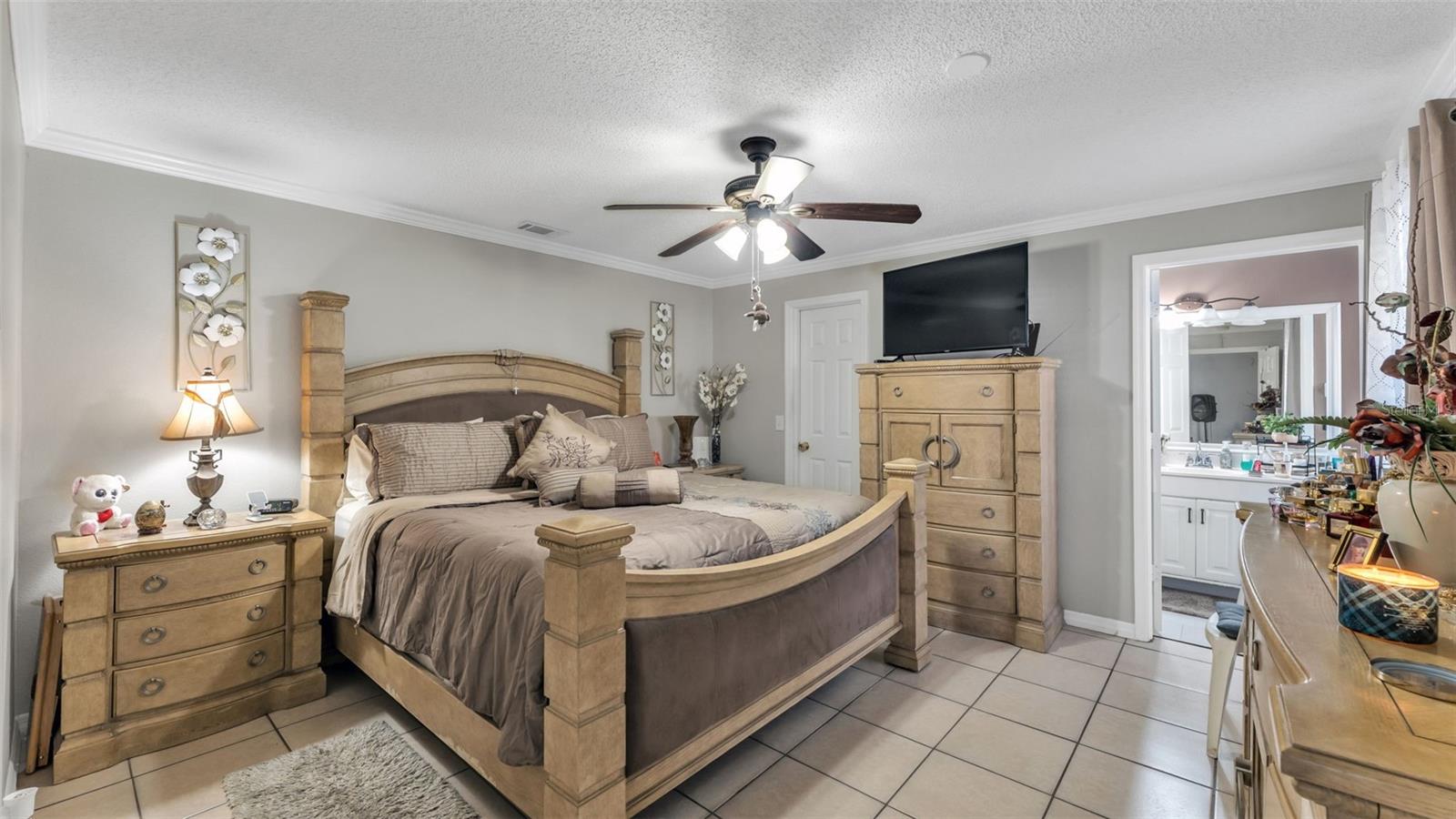 Image 15 of 40 For 5410 Lindburg Street