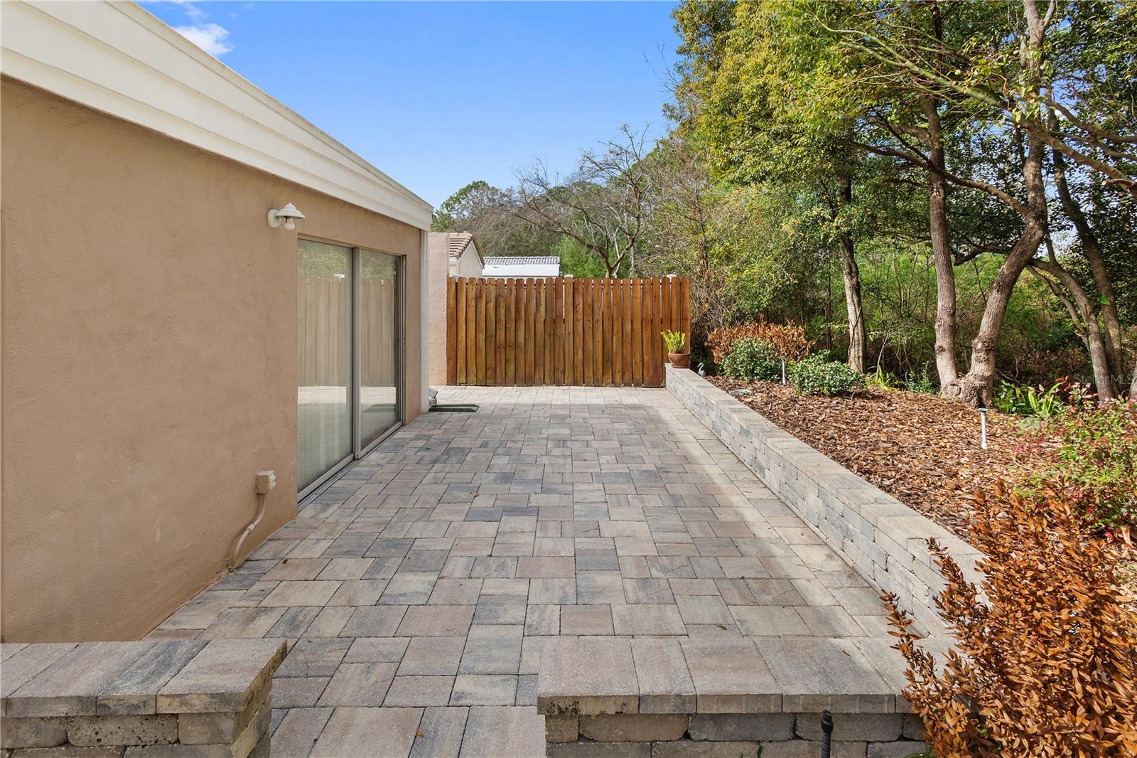 Image 24 of 43 For 111 Las Flores