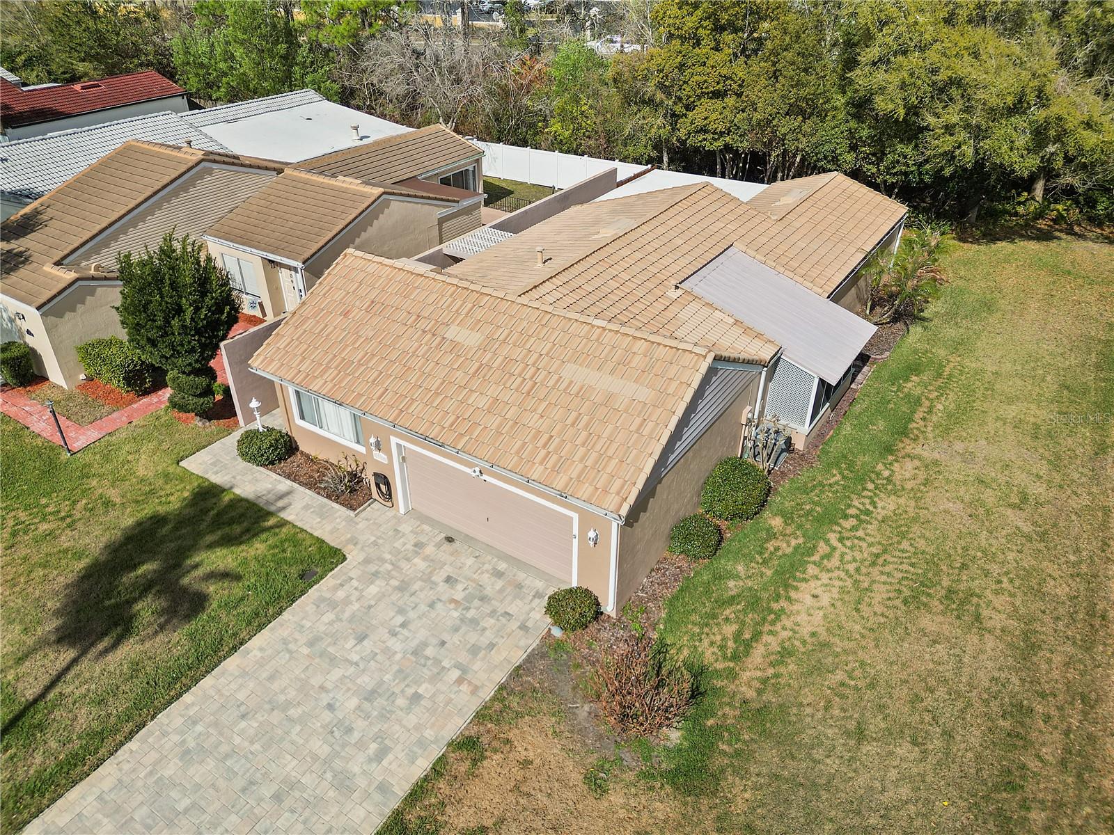 Image 33 of 43 For 111 Las Flores