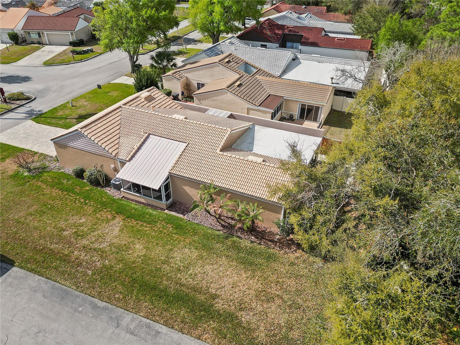 Image 36 of 43 For 111 Las Flores