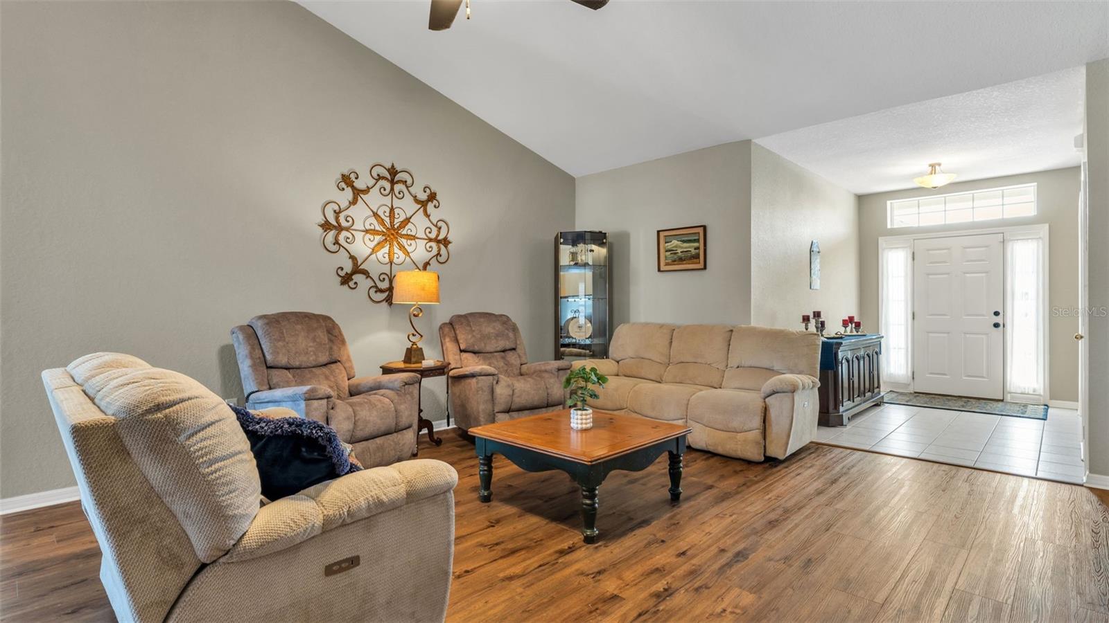 Image 17 of 43 For 7755 Canterbury Circle