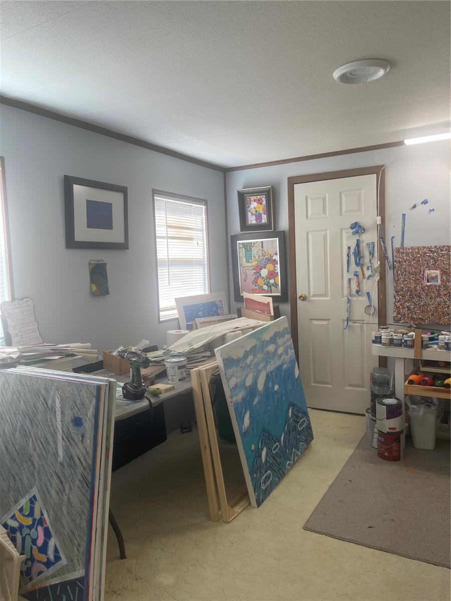 Image 10 of 21 For 501 Oak Ridge E