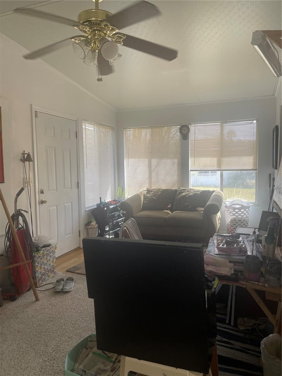 Image 12 of 21 For 501 Oak Ridge E