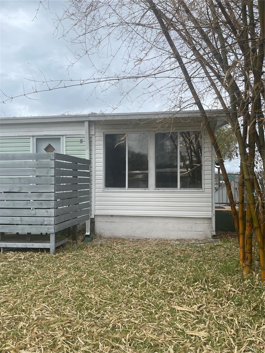 Image 18 of 21 For 501 Oak Ridge E