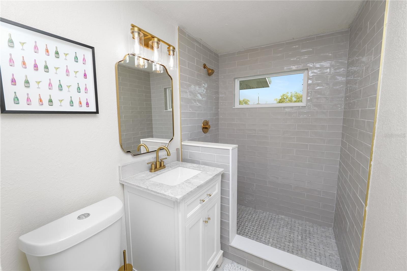 Image 13 of 18 For 272 Avenue A