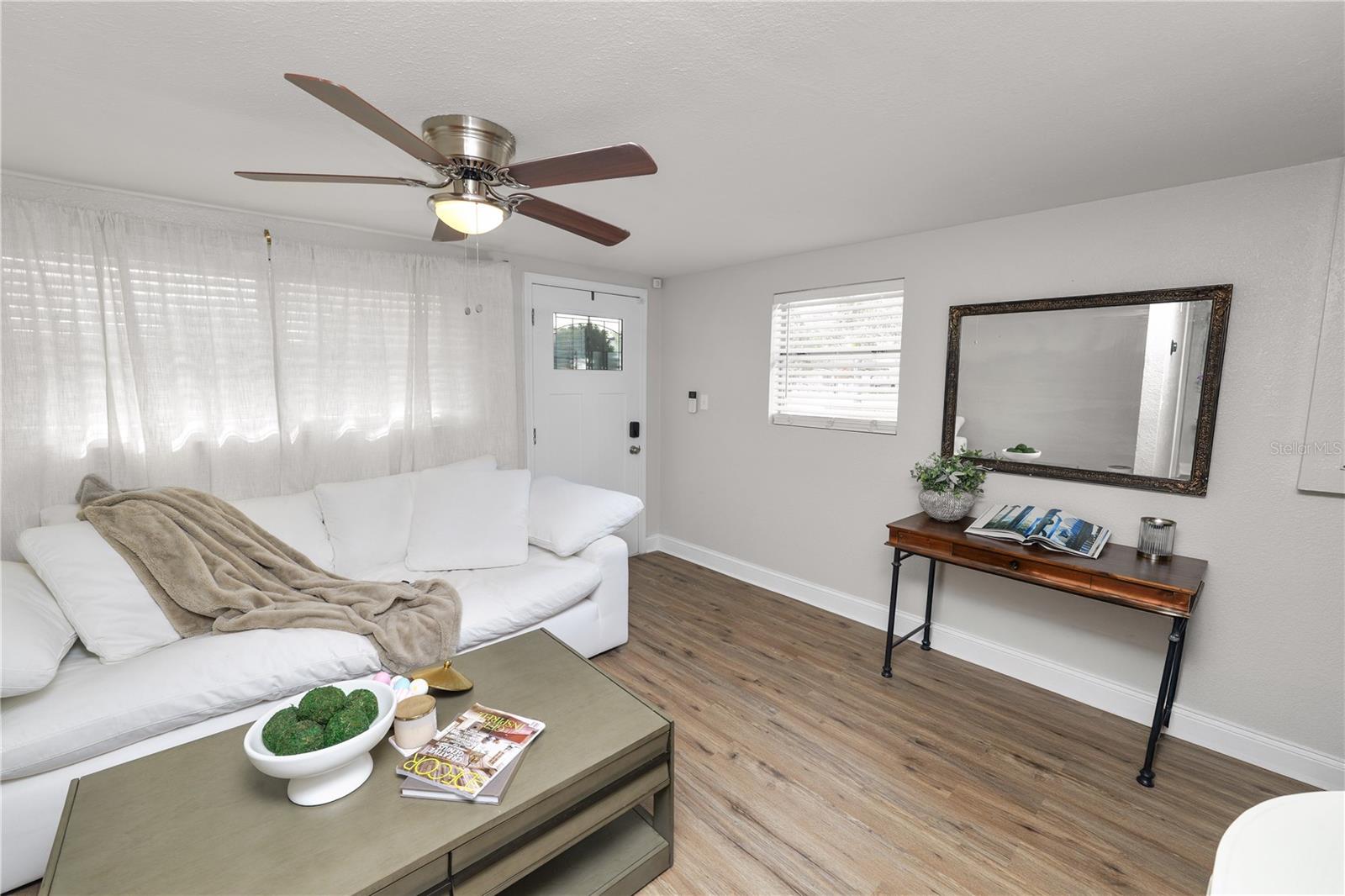 Image 4 of 18 For 272 Avenue A