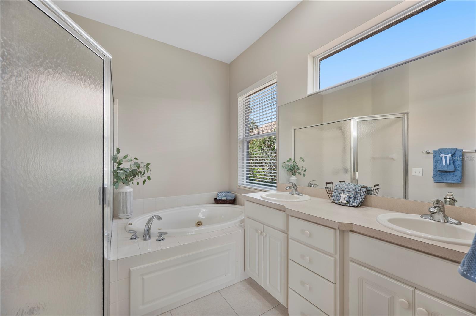 Image 14 of 44 For 3342 Turnberry Lane