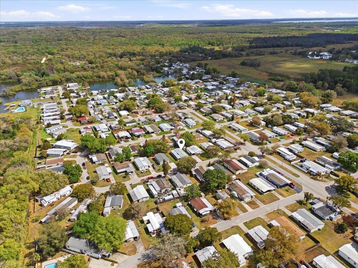 Image 36 of 38 For 436 Oak Ridge W