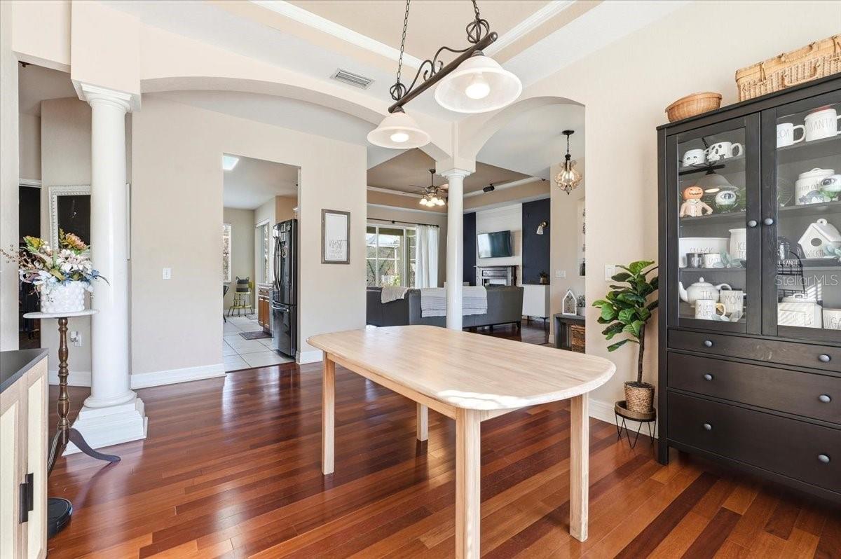 Image 17 of 43 For 6474 Bristol Oaks Drive