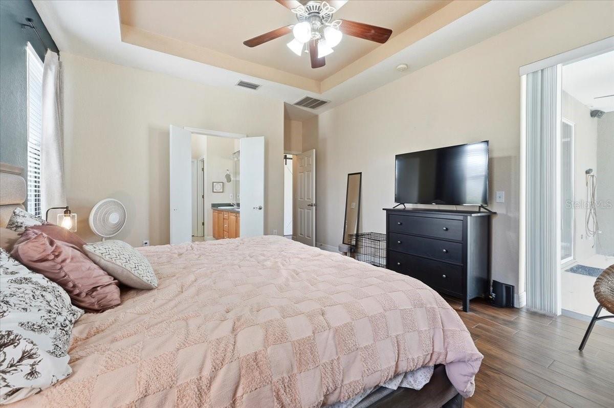 Image 20 of 43 For 6474 Bristol Oaks Drive