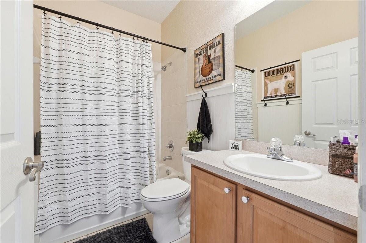 Image 23 of 43 For 6474 Bristol Oaks Drive