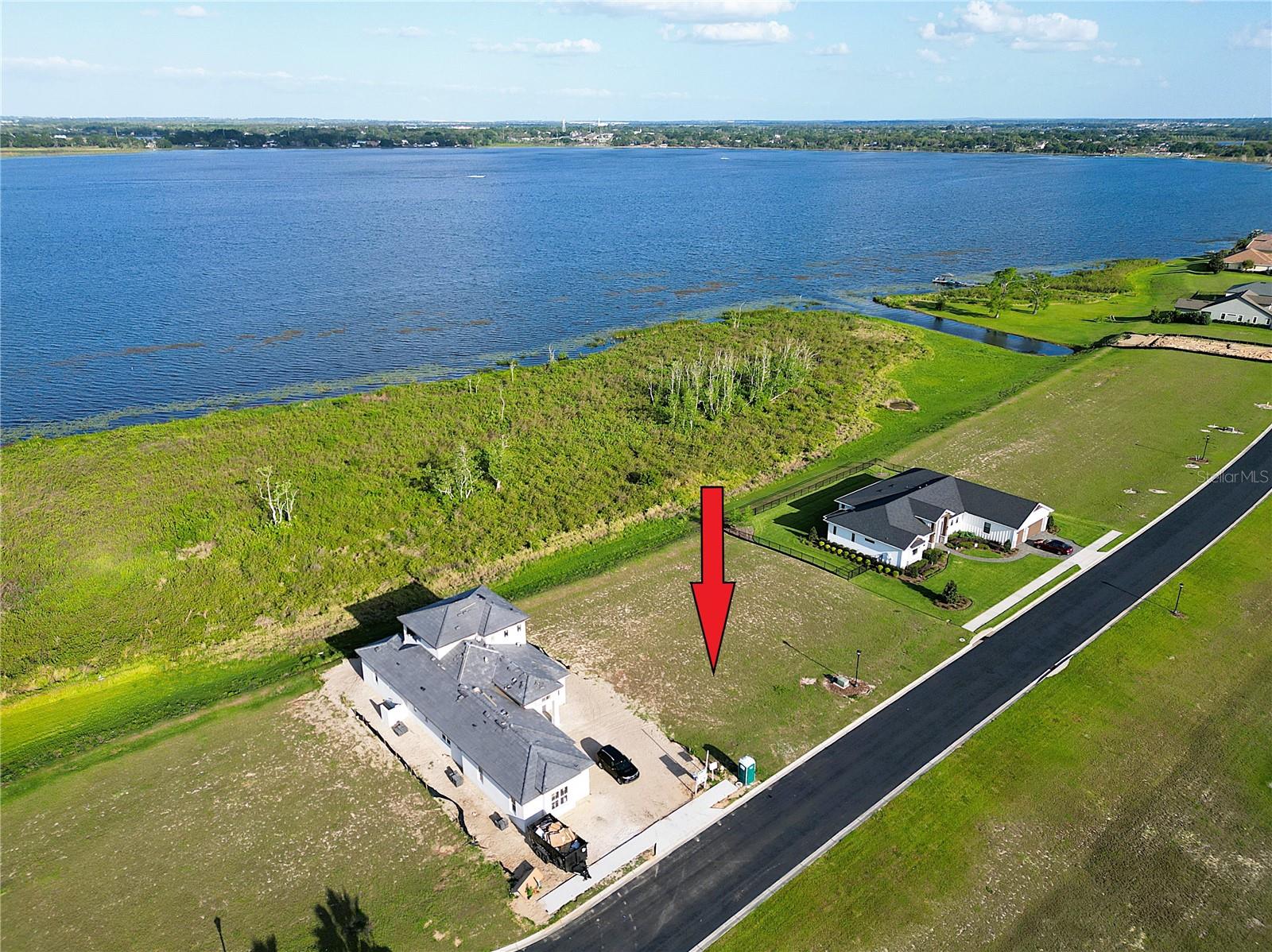 Image 6 of 41 For 332 Caladium Avenue