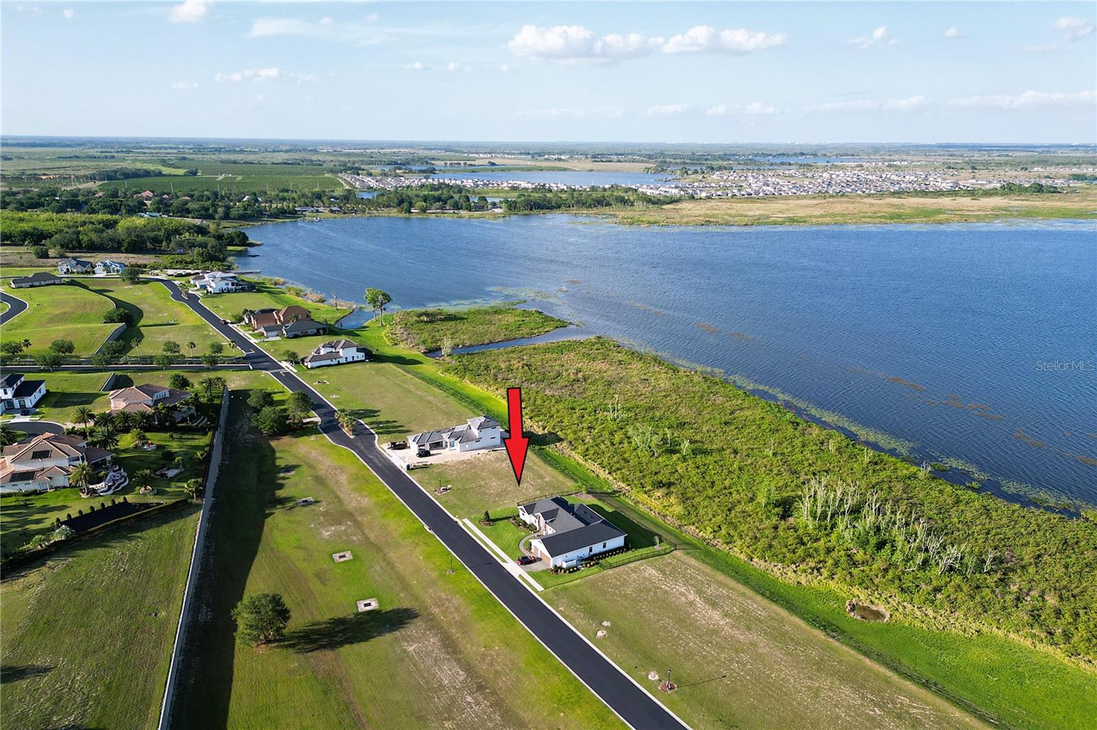 Image 6 of 41 For 328 Caladium Avenue