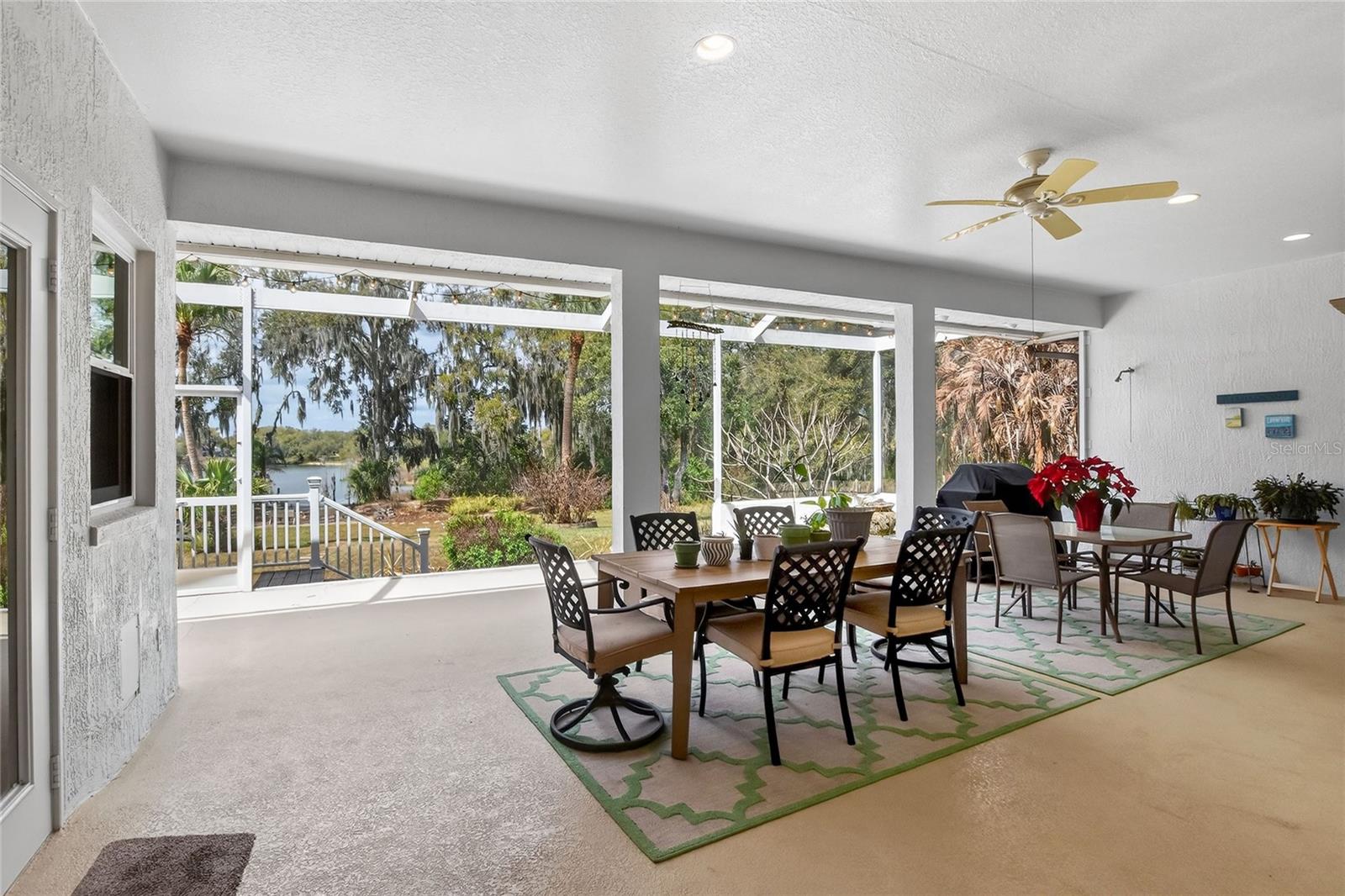 Image 49 of 76 For 858 Hanover Way