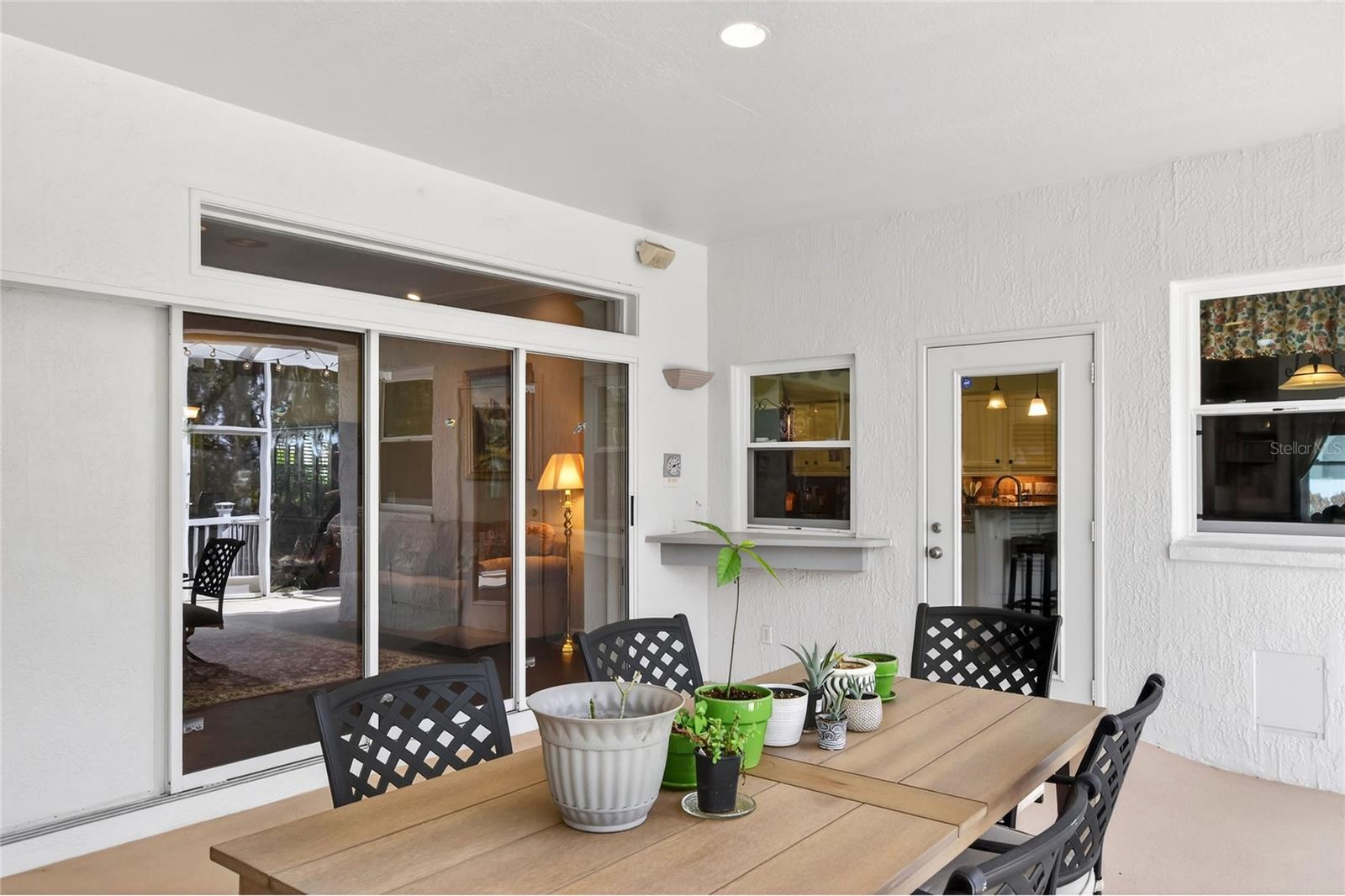 Image 51 of 76 For 858 Hanover Way