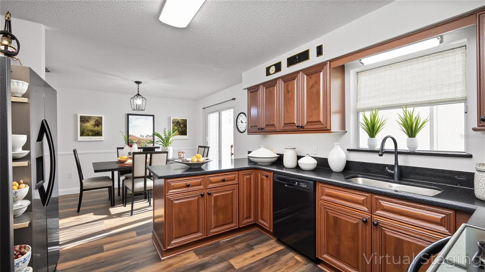 Image 16 of 70 For 1775 Highland Boulevard