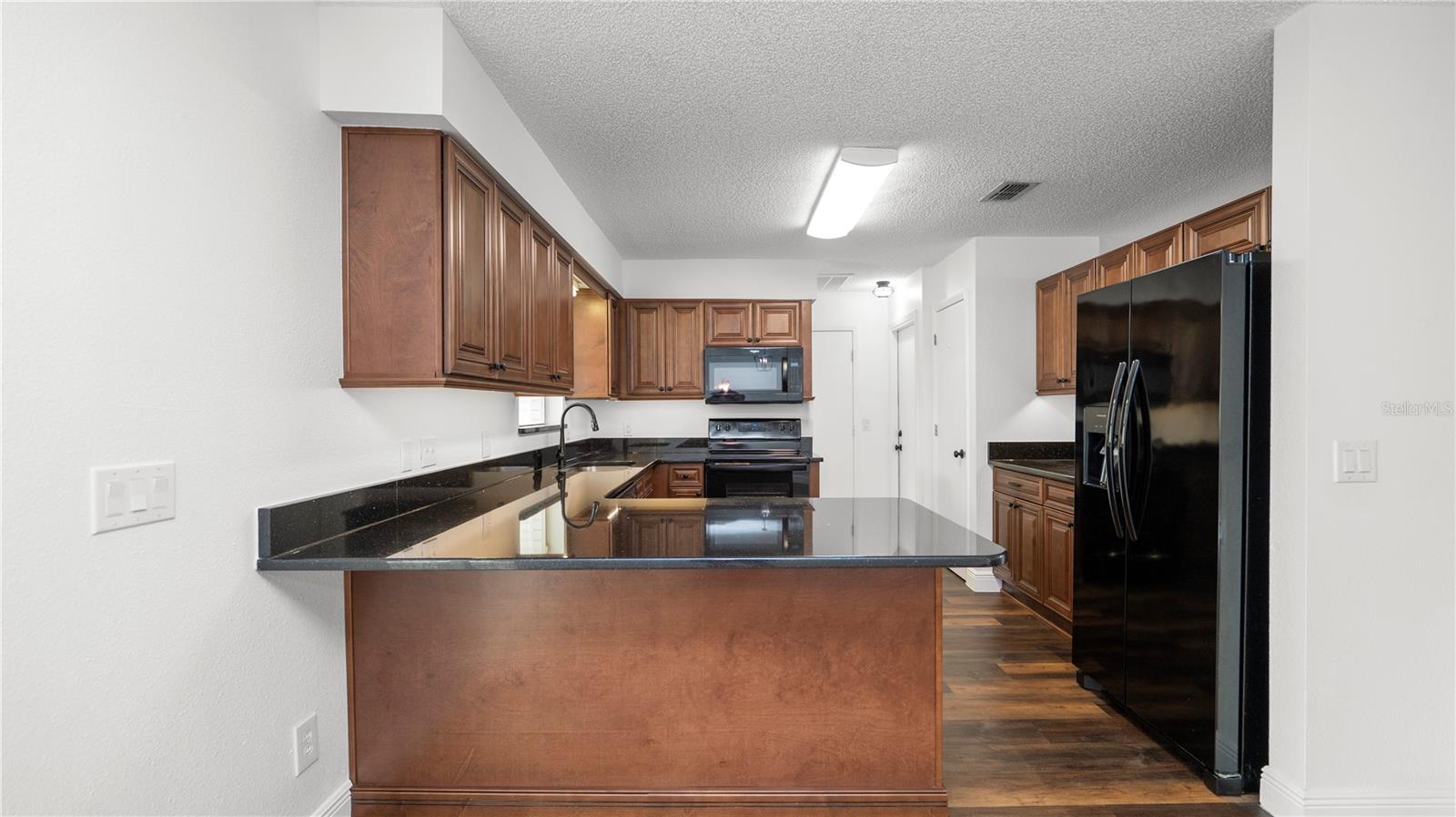 Image 21 of 70 For 1775 Highland Boulevard