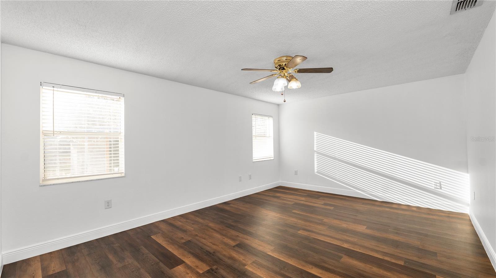 Image 23 of 70 For 1775 Highland Boulevard