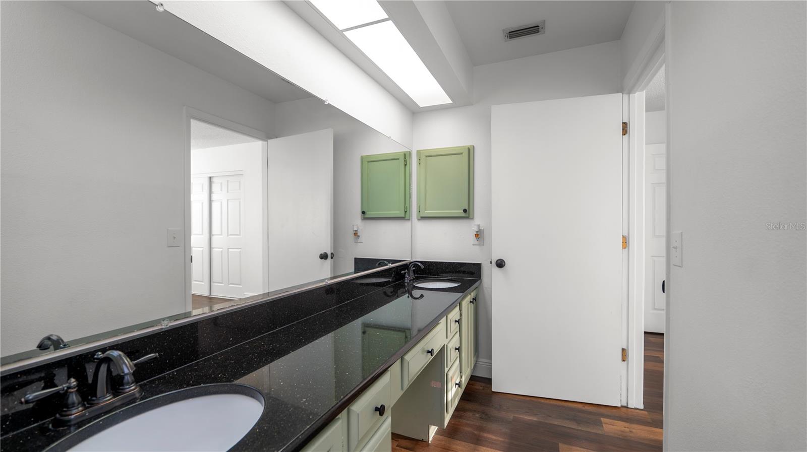 Image 31 of 70 For 1775 Highland Boulevard