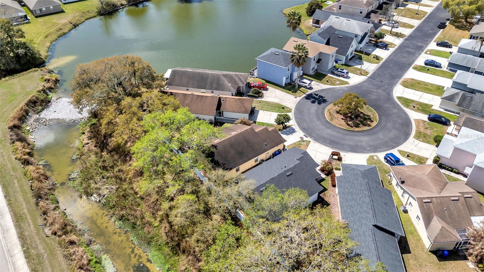 Image 26 of 29 For 2141 Hatteras Point