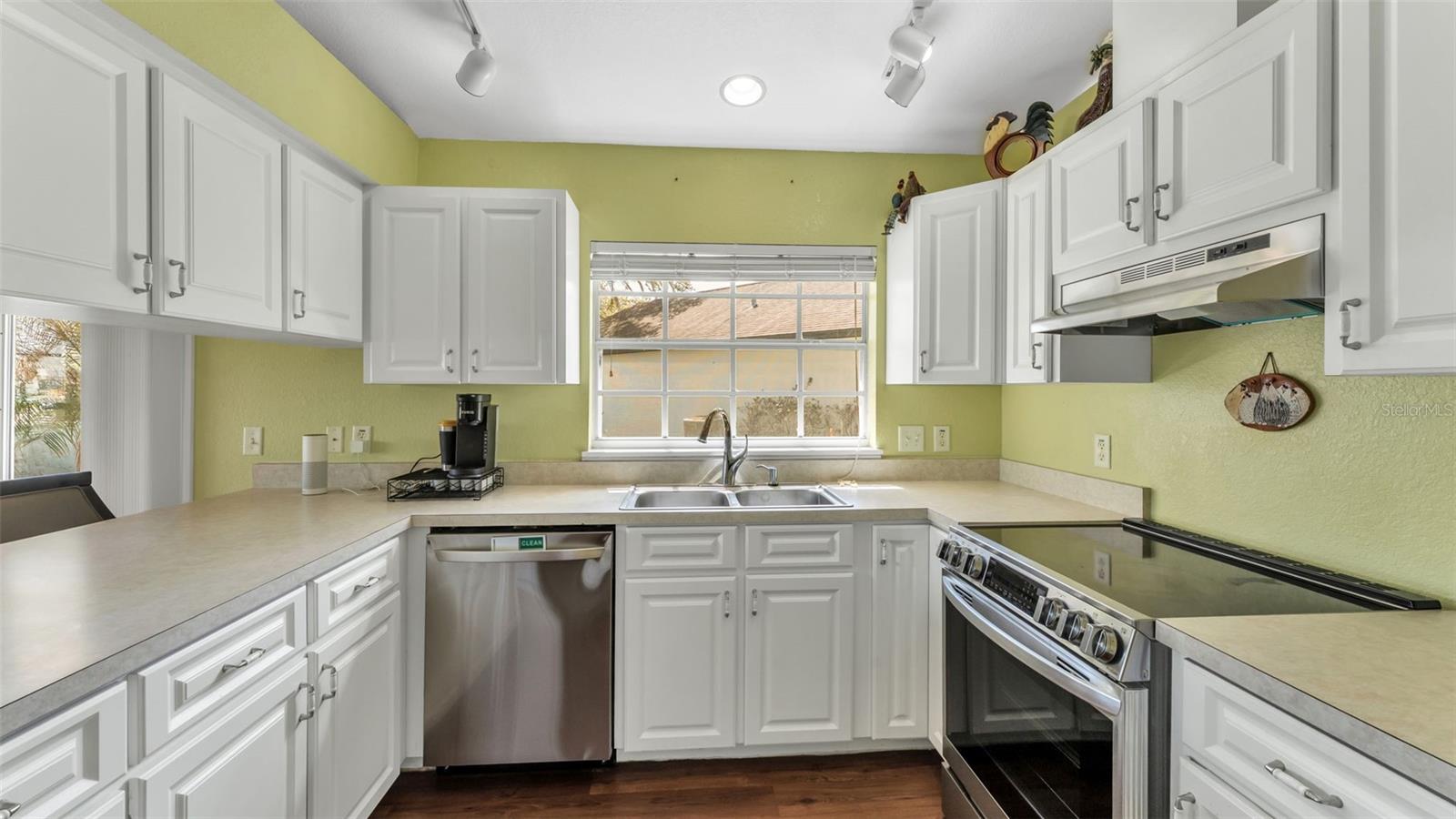 Image 7 of 29 For 2141 Hatteras Point