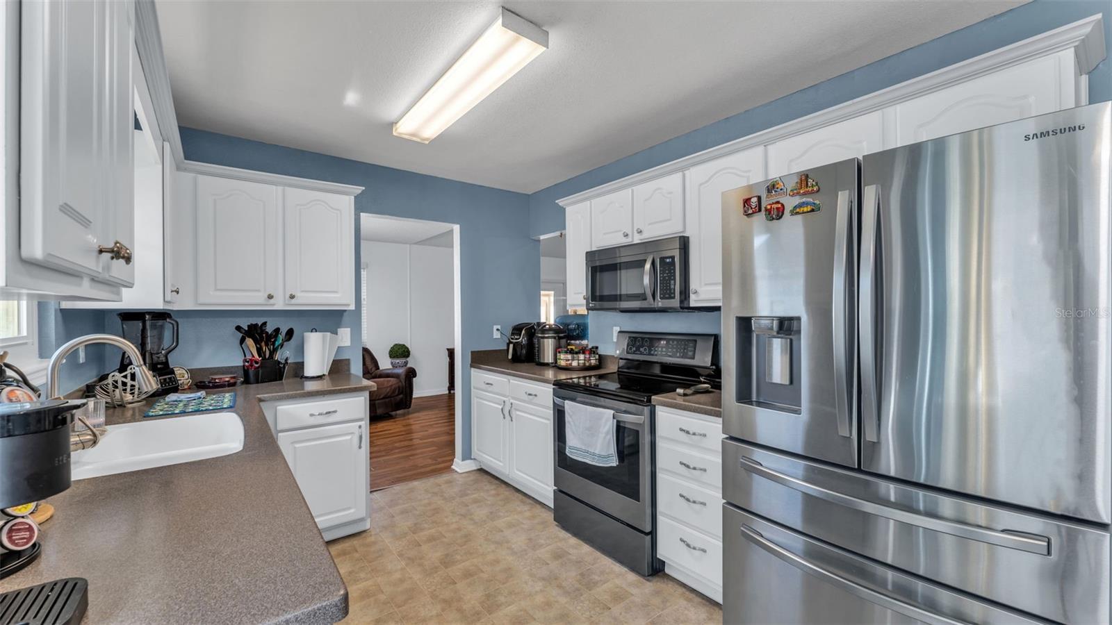 Image 11 of 32 For 5249 Nichols Drive W