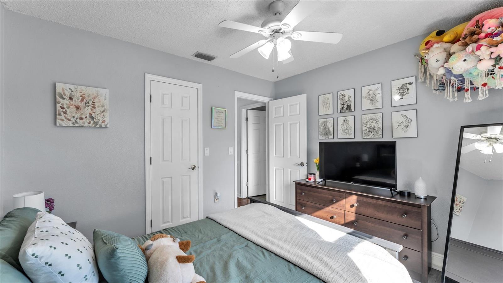 Image 24 of 32 For 5249 Nichols Drive W