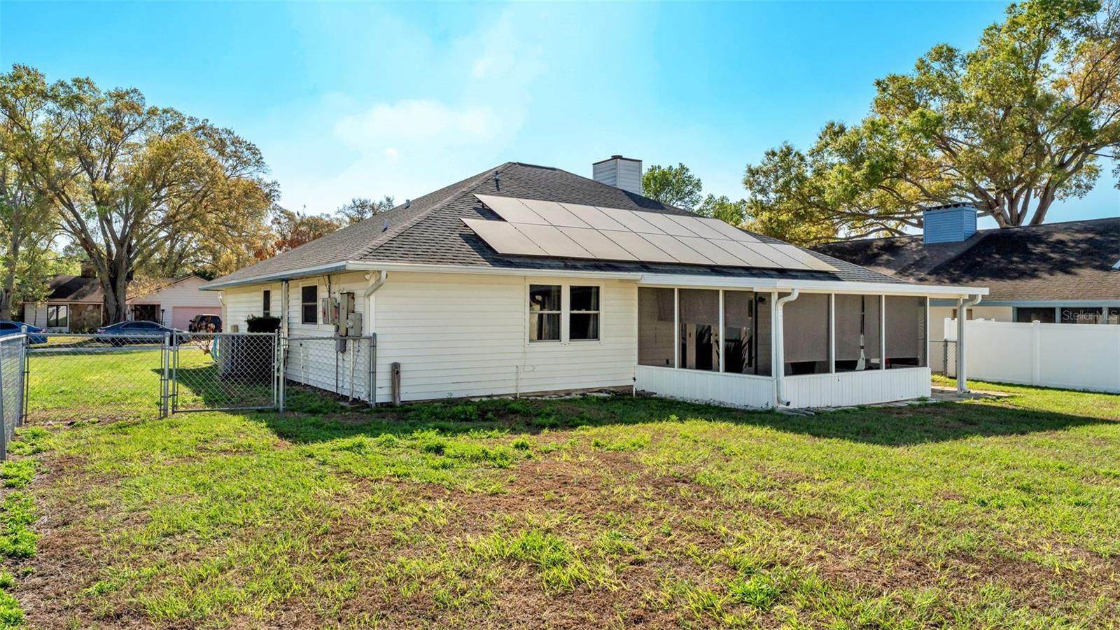 Image 29 of 32 For 5249 Nichols Drive W