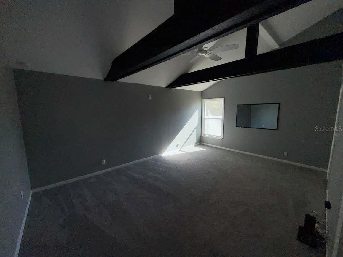 Image 17 of 31 For 208 Center Street