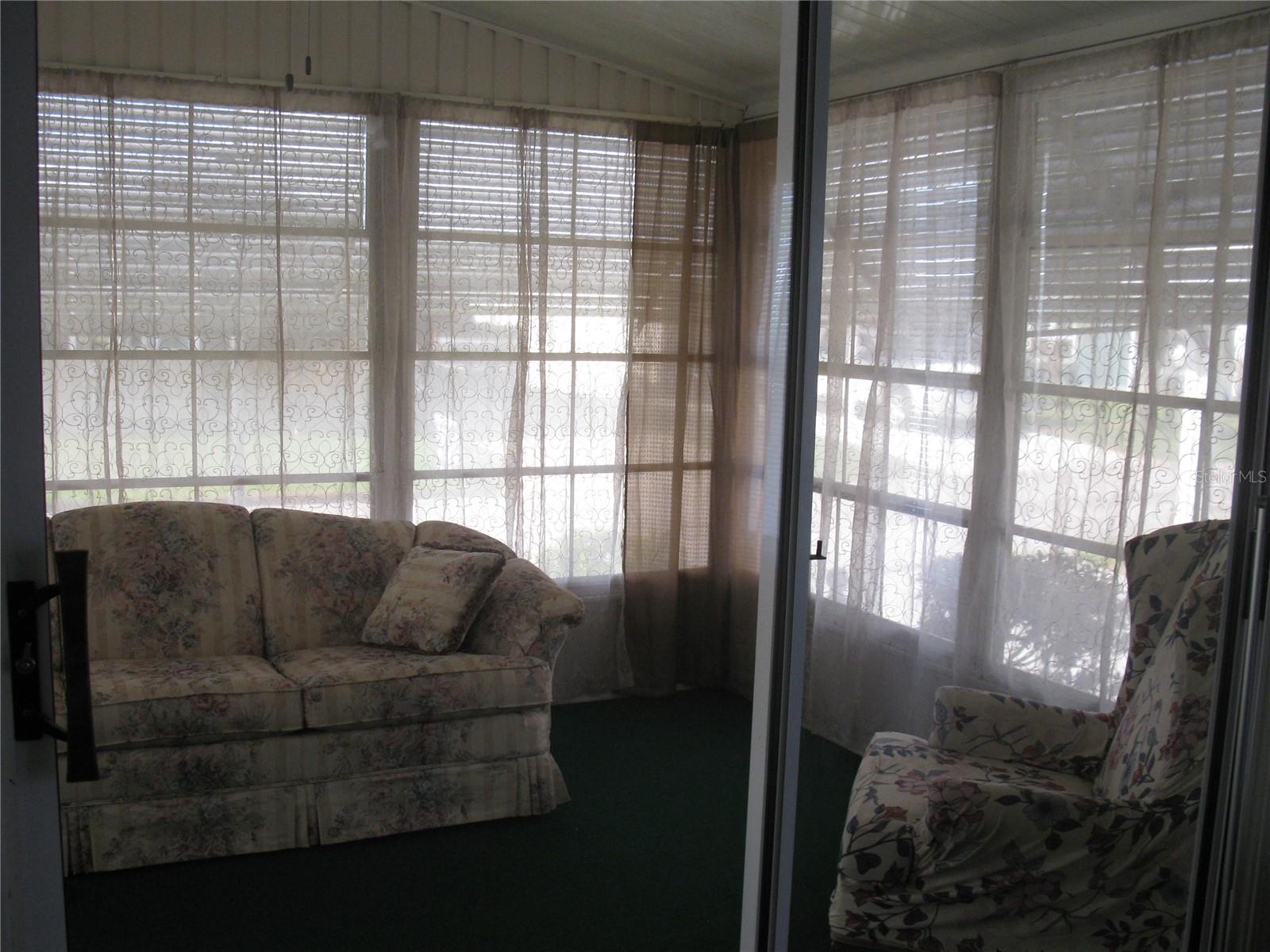 Image 10 of 18 For 356 Melbourn Drive