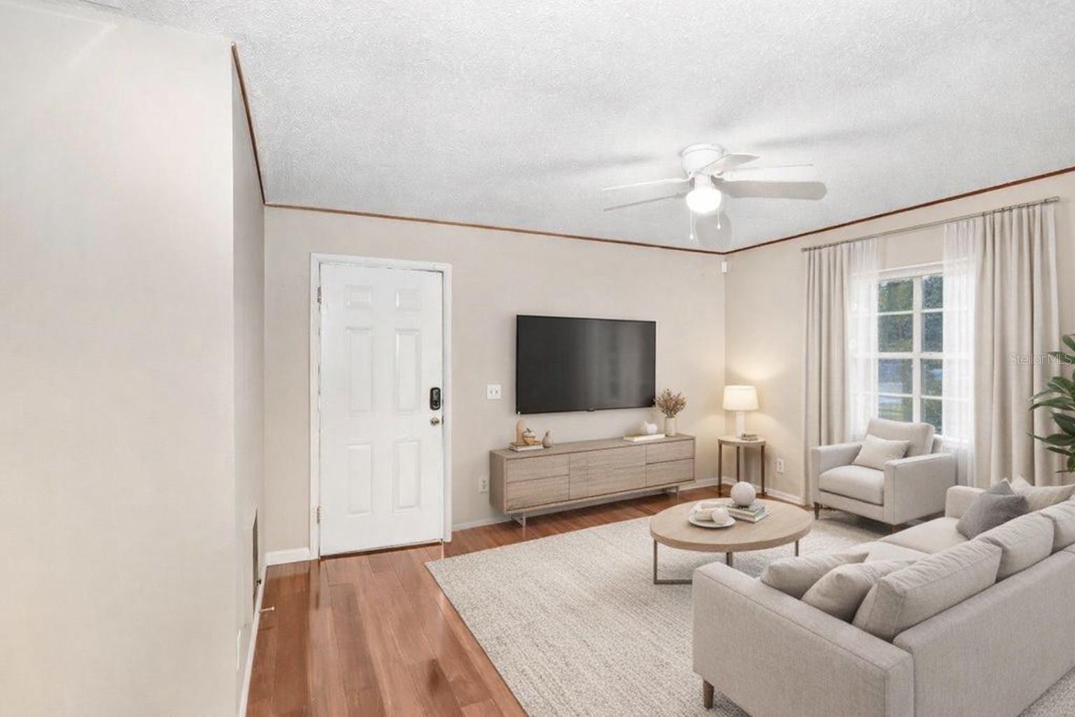 Image 8 of 25 For 825 Chamberlain Boulevard