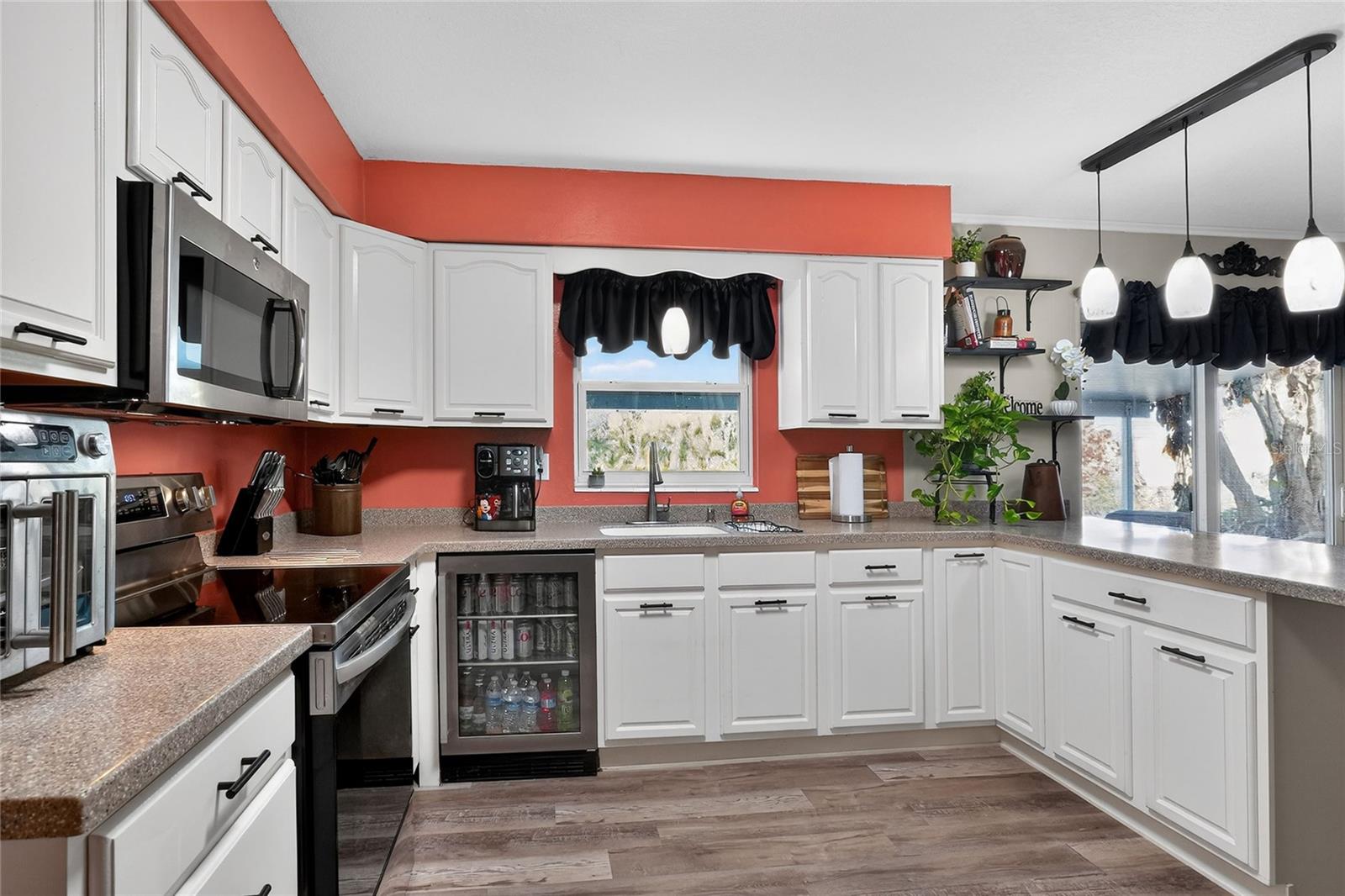 Image 14 of 53 For 1151 Circle Drive