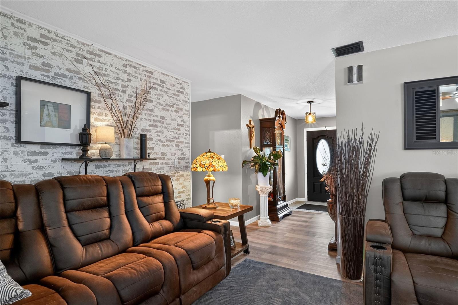 Image 20 of 53 For 1151 Circle Drive