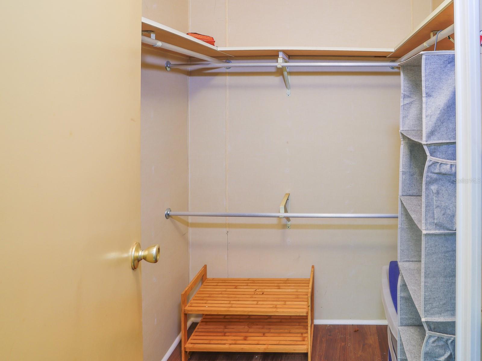 Image 22 of 47 For 2055 Floral Avenue 238