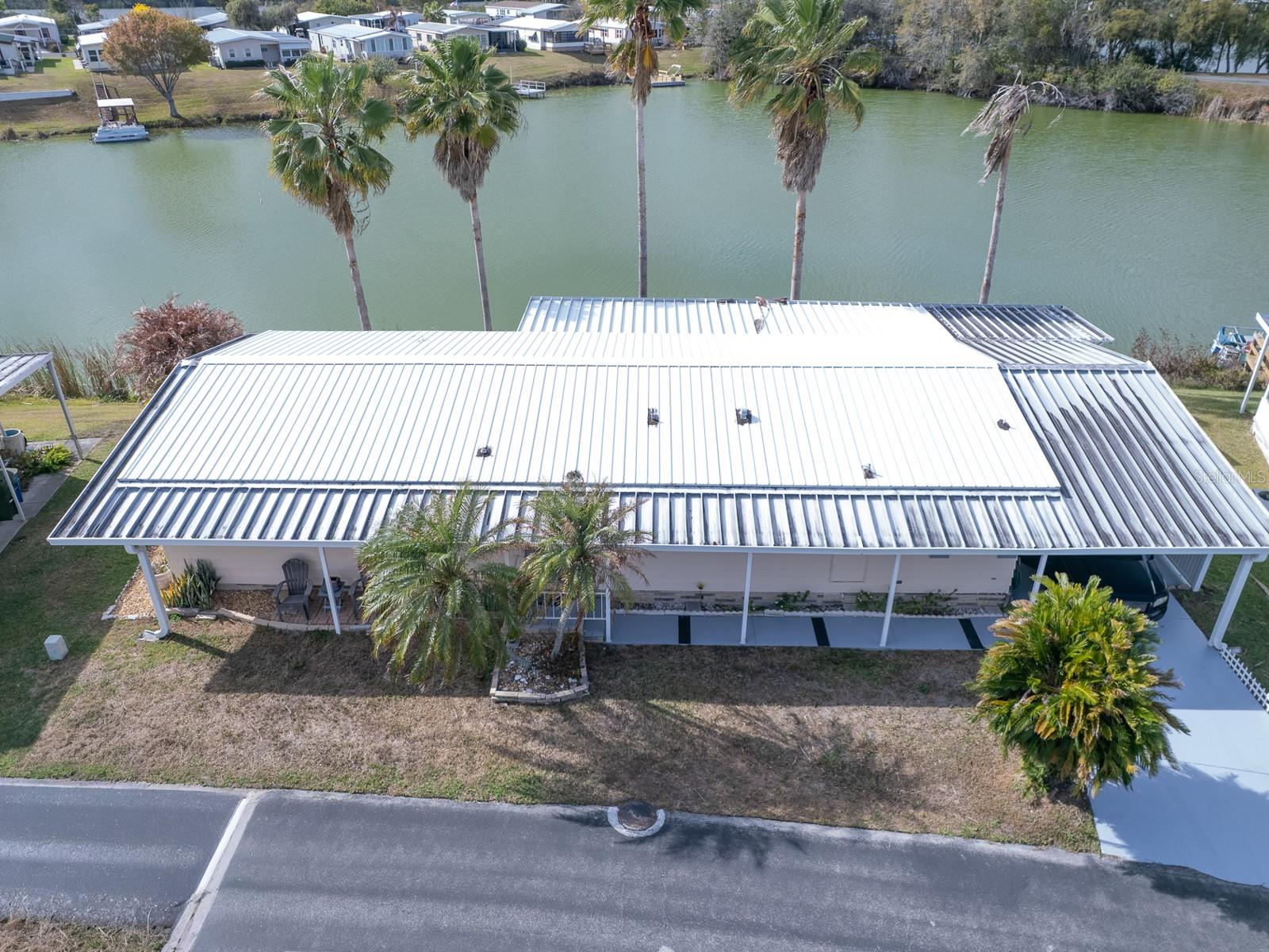 Image 29 of 47 For 2055 Floral Avenue 238