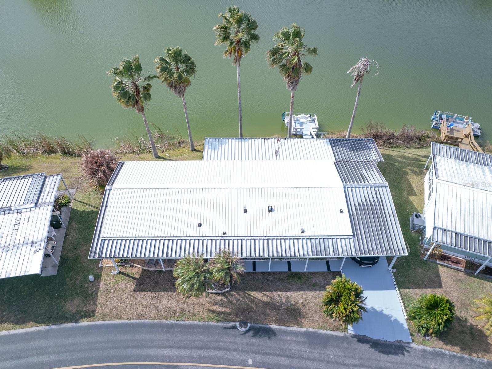 Image 30 of 47 For 2055 Floral Avenue 238