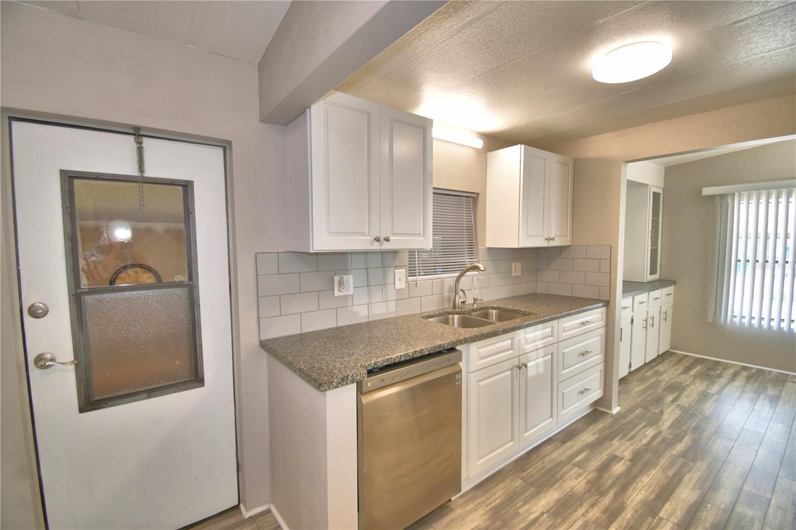 Image 18 of 65 For 5006 Lodgewood Drive