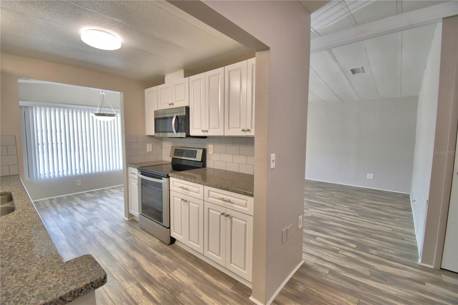 Image 24 of 65 For 5006 Lodgewood Drive