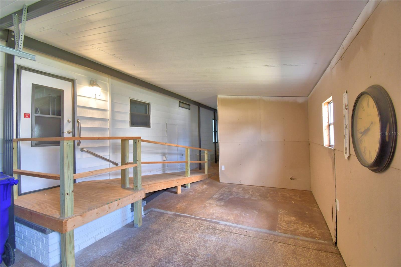 Image 3 of 65 For 5006 Lodgewood Drive