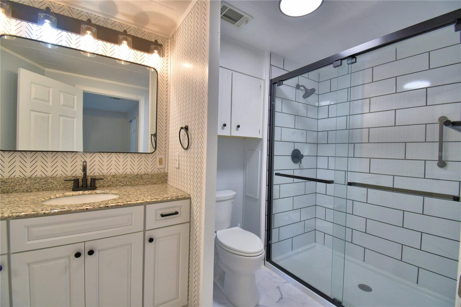 Image 38 of 65 For 5006 Lodgewood Drive