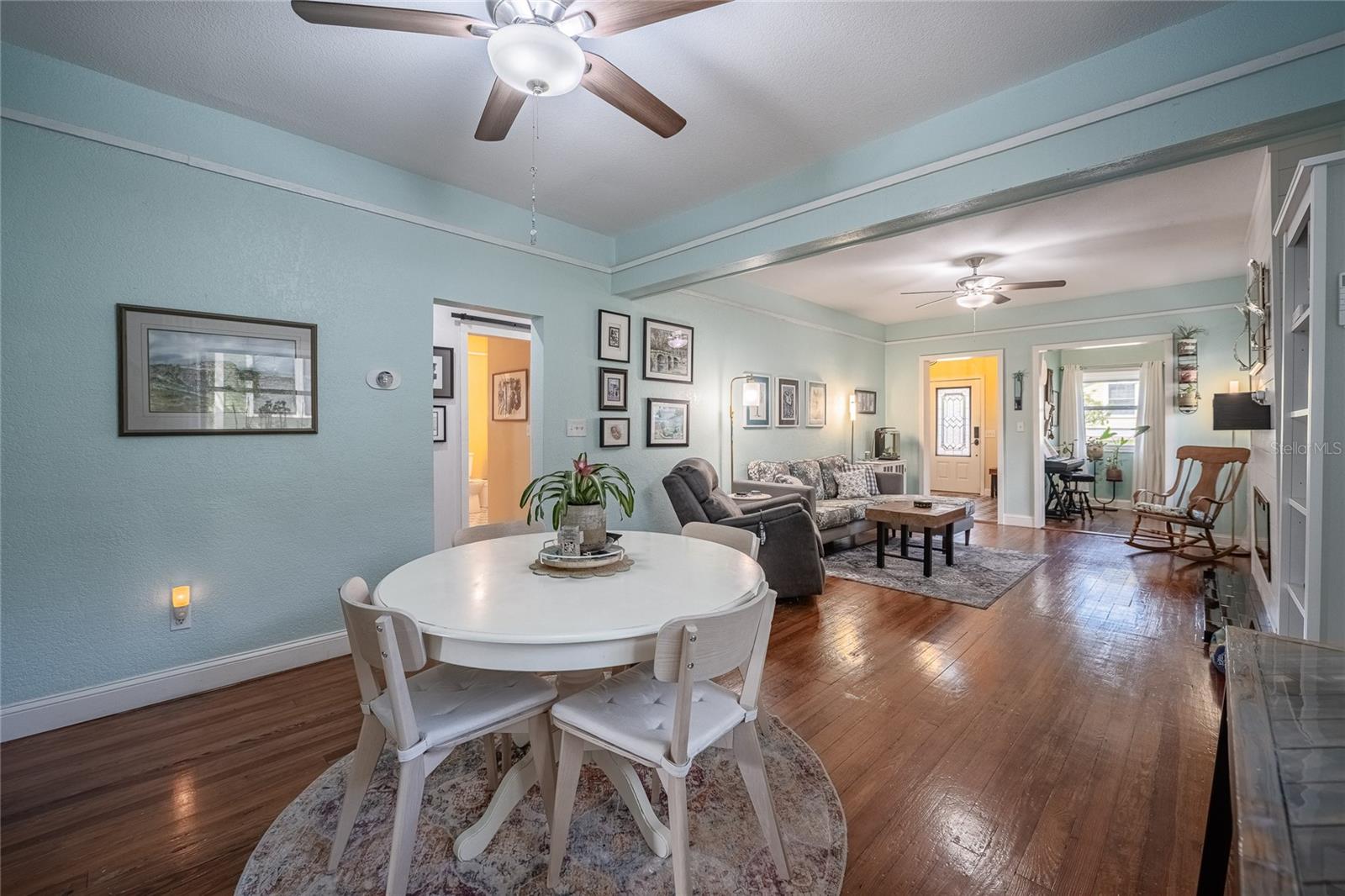 Image 9 of 49 For 601 Charles Street