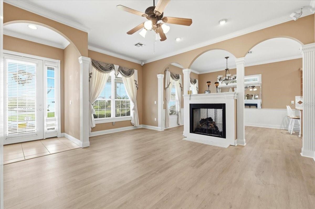 Image 13 of 52 For 305 Motorcoach Drive S