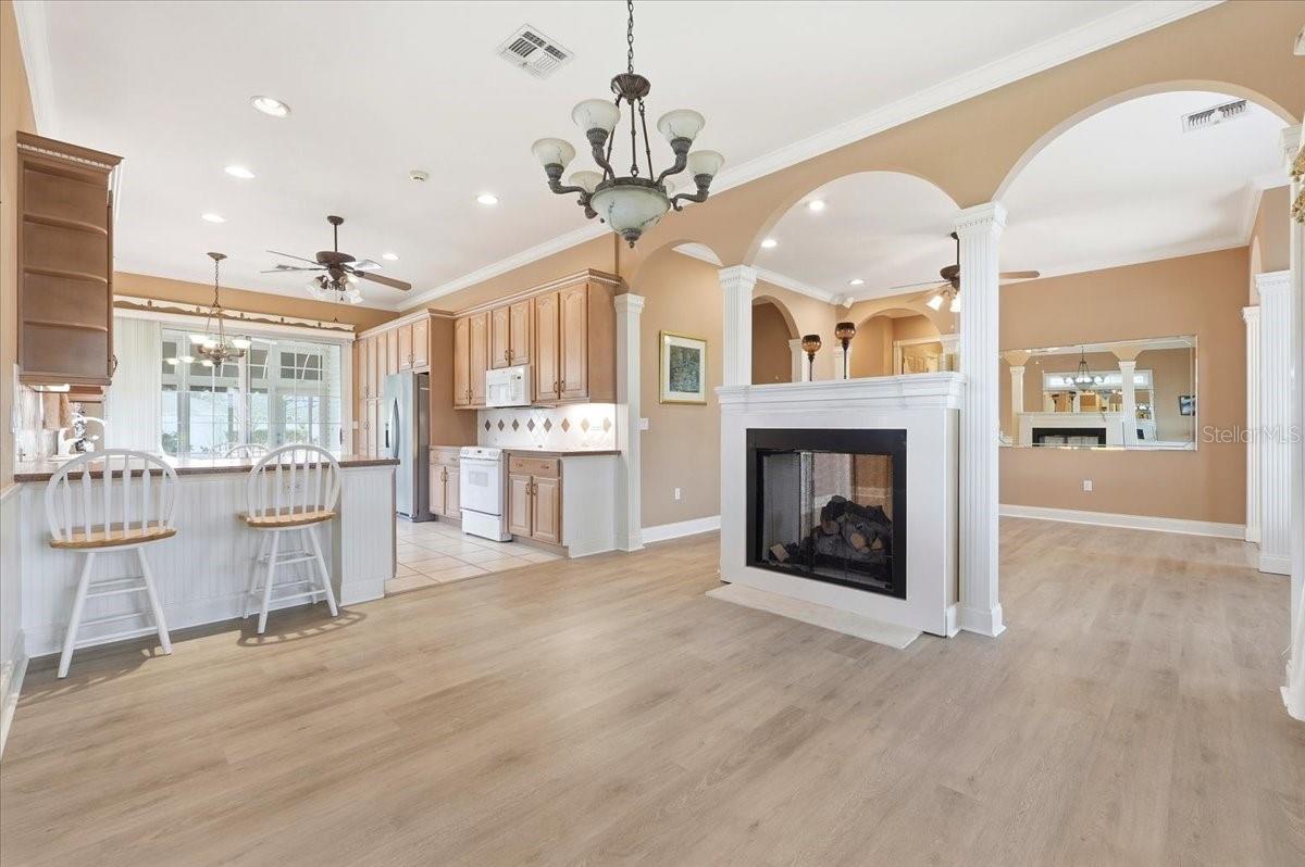 Image 22 of 52 For 305 Motorcoach Drive S